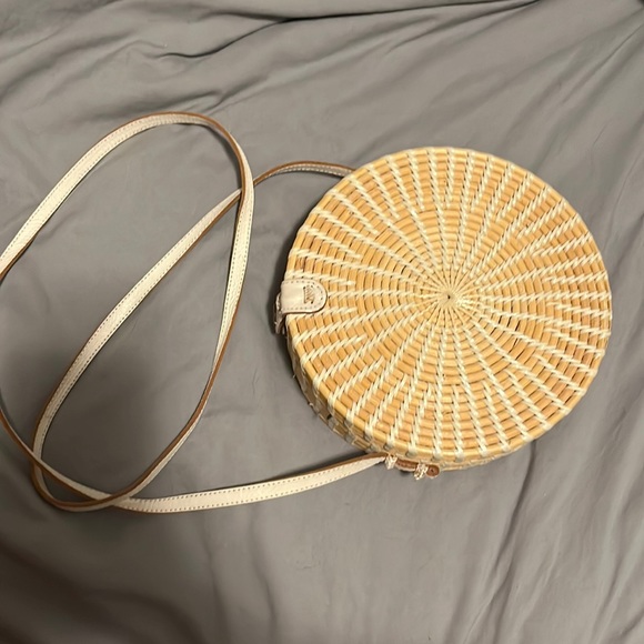 Basket Small Purse - Picture 3 of 3